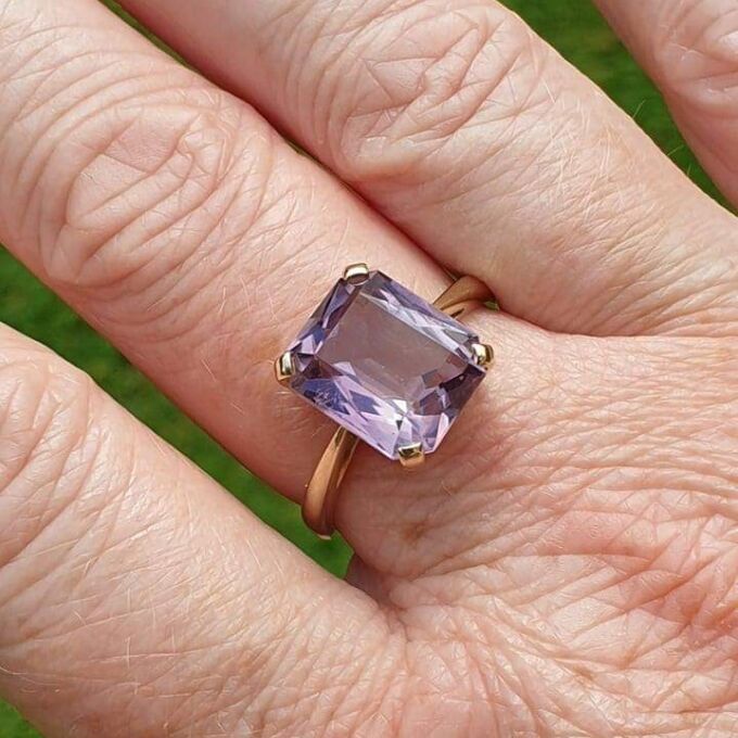 Amethyst Solitaire Ring in 9ct Gold. Gems Afire Vintage Jewellery UK