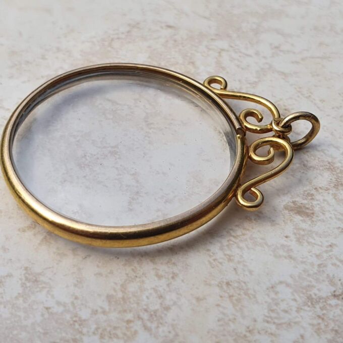 Reserved Traditional Open Locket Frame in 9ct Gold Gems Afire