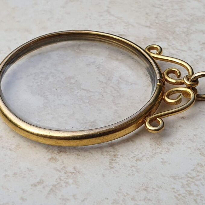 Reserved Traditional Open Locket Frame in 9ct Gold Gems Afire