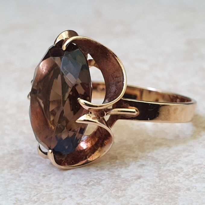 Bold Smoky Quartz Ring in 9ct Gold. - Gems Afire - Vintage Jewellery UK