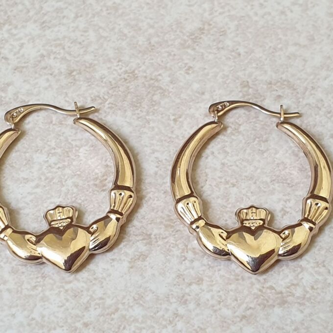 Sculpted Cable Hoop Earrings in 18K Yellow Gold with Diamonds, 14.4mm David Yurm