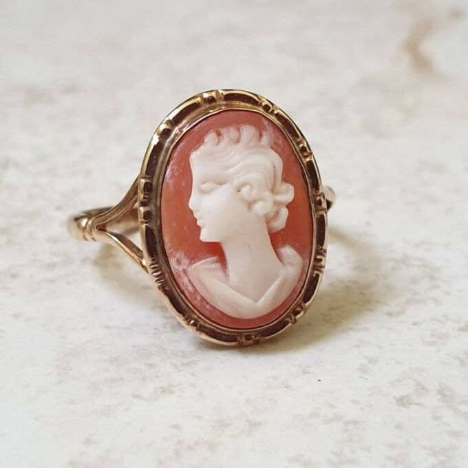 Cameo Ring in 9ct Gold Gems Afire Vintage Jewellery UK