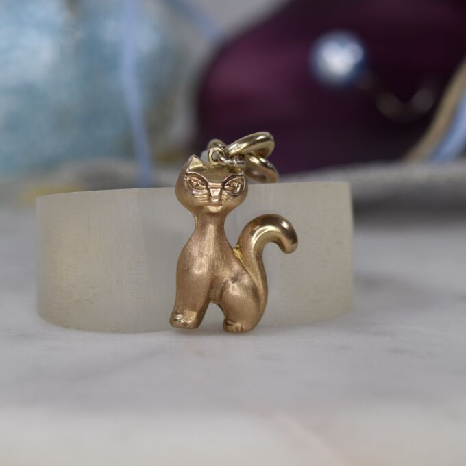 Sitting Cat Pendant in 9ct Gold Gems Afire Vintage Jewellery UK