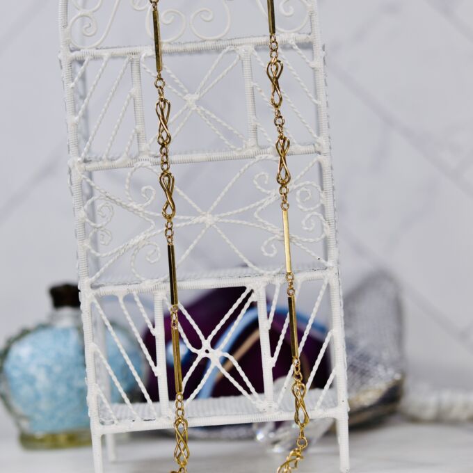 Bar Twist Knot Necklace in 9ct Gold Gems Afire Vintage Jewellery UK